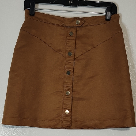H&M Dresses & Skirts - H&M faux suede carmel skirt mini size 8